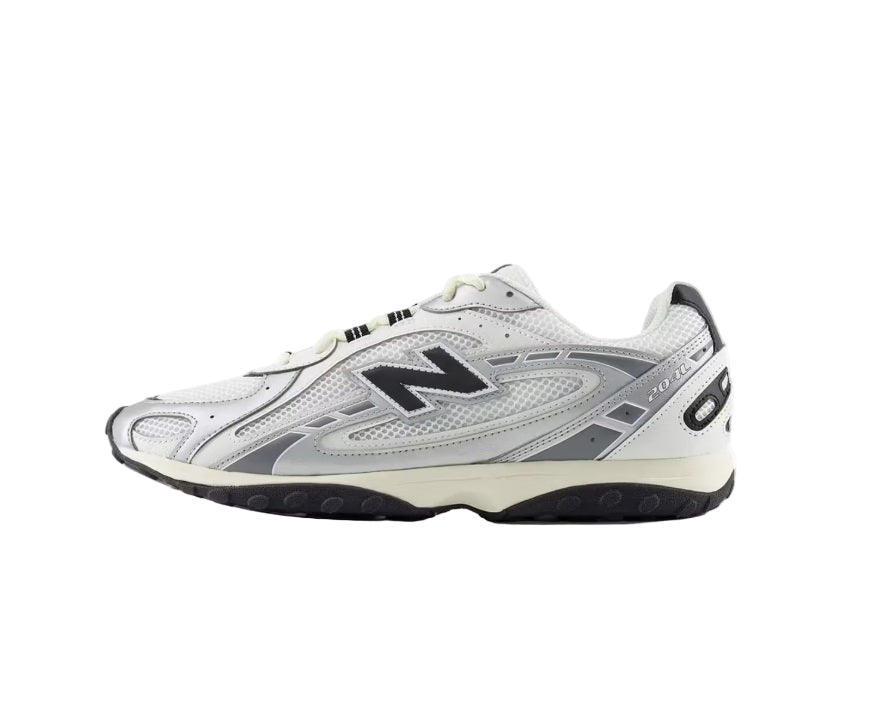New Balance 204L Silver Metallic Cream