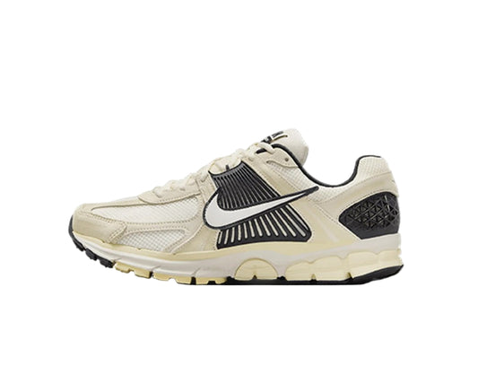 Vomero 5 Alabaster Black